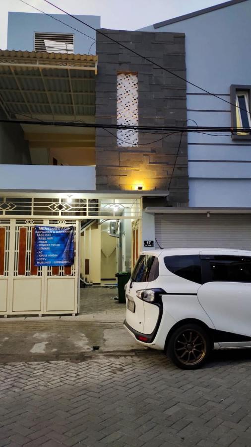 Oyo 91209 Arjuna Residence Syariah Sby Surabaya Kültér fotó