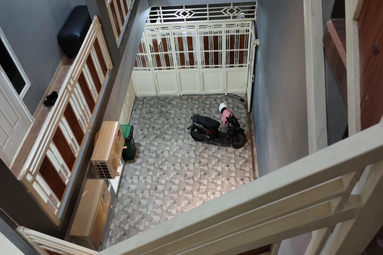 Oyo 91209 Arjuna Residence Syariah Sby Surabaya Kültér fotó