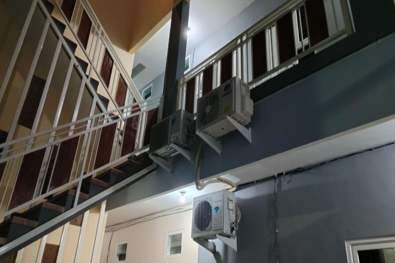 Oyo 91209 Arjuna Residence Syariah Sby Surabaya Kültér fotó