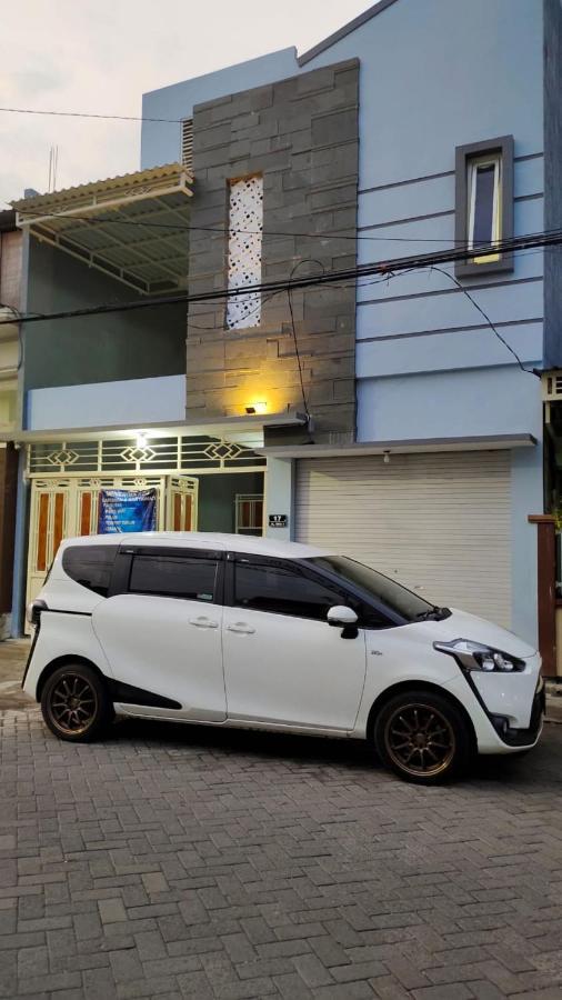 Oyo 91209 Arjuna Residence Syariah Sby Surabaya Kültér fotó