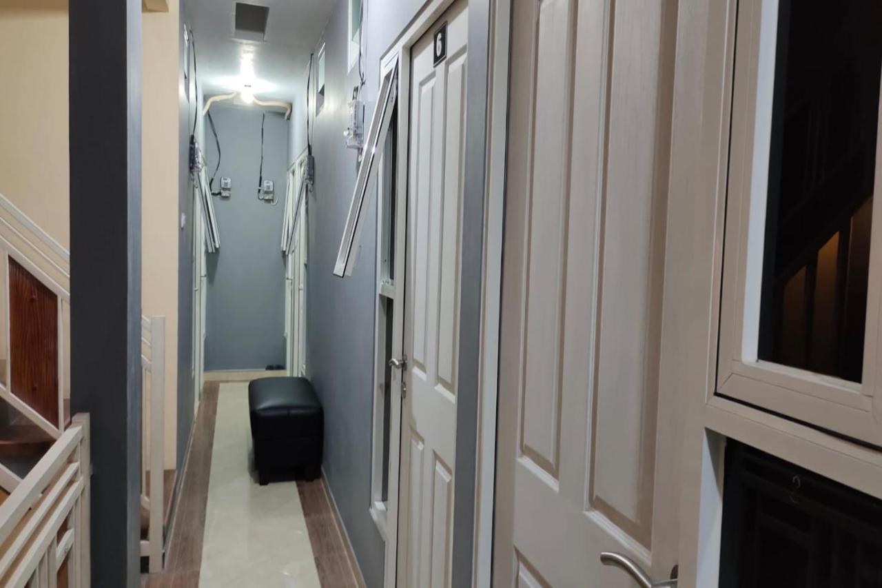 Oyo 91209 Arjuna Residence Syariah Sby Surabaya Kültér fotó